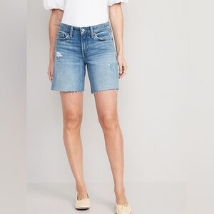 Old Navy Mid-Rise OG Loose Ripped Cut Off Jean Shorts
